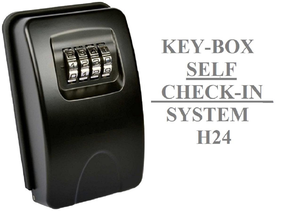 Self check-in h24